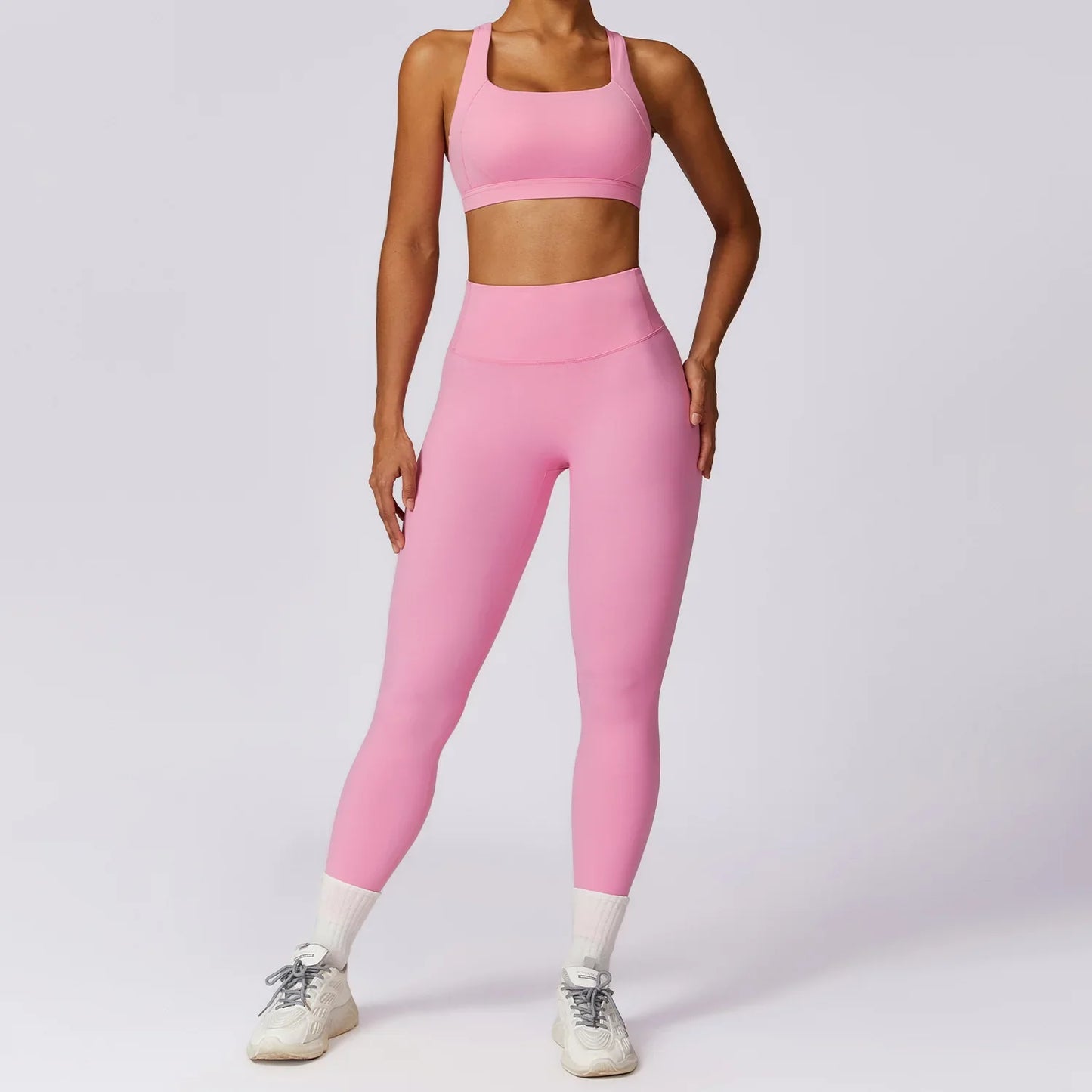 Yoga Set Elina – Sports Bra & Leggings/Shorts