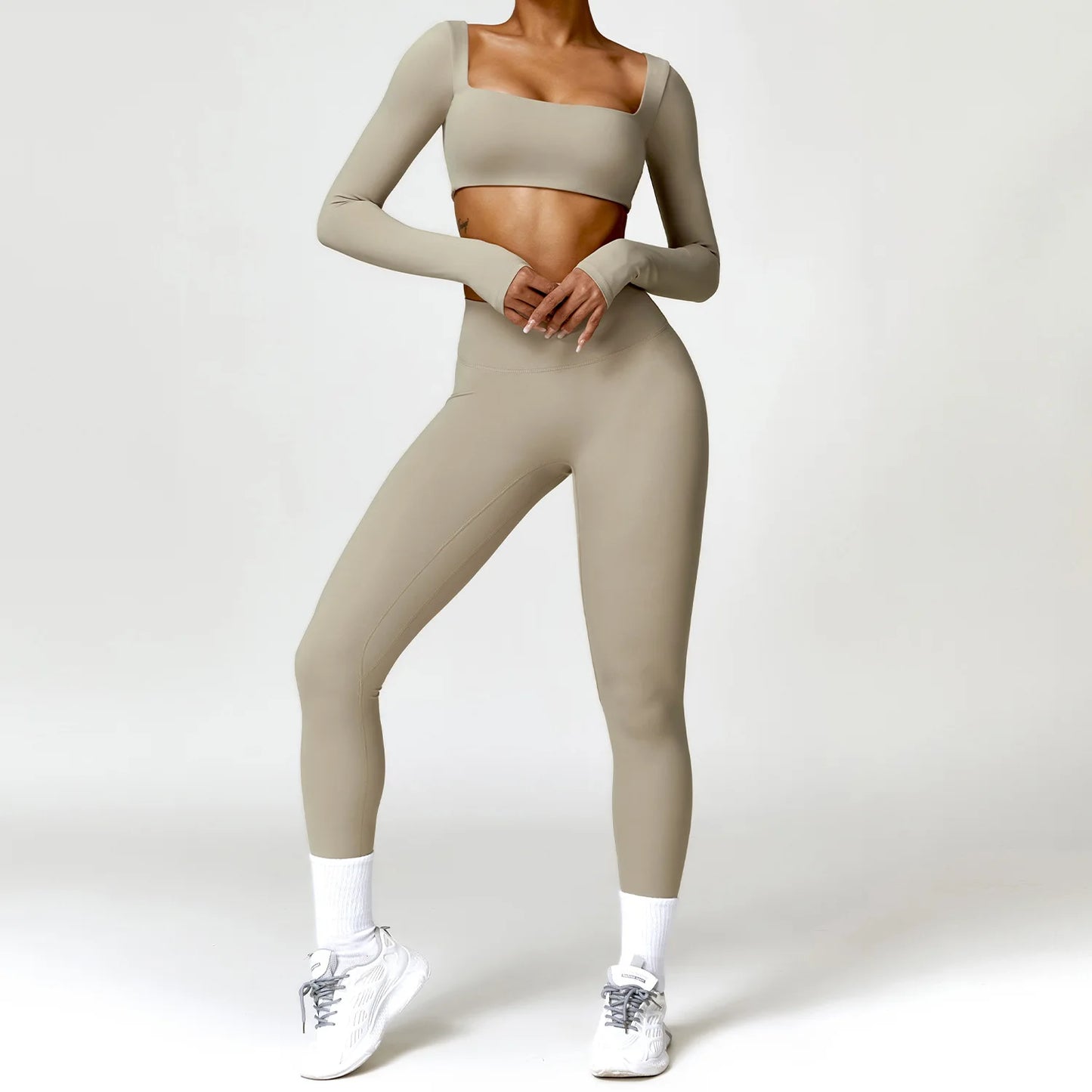 Yoga Set Alara – Sports Bra/Long Sleeve & Leggings/Shorts